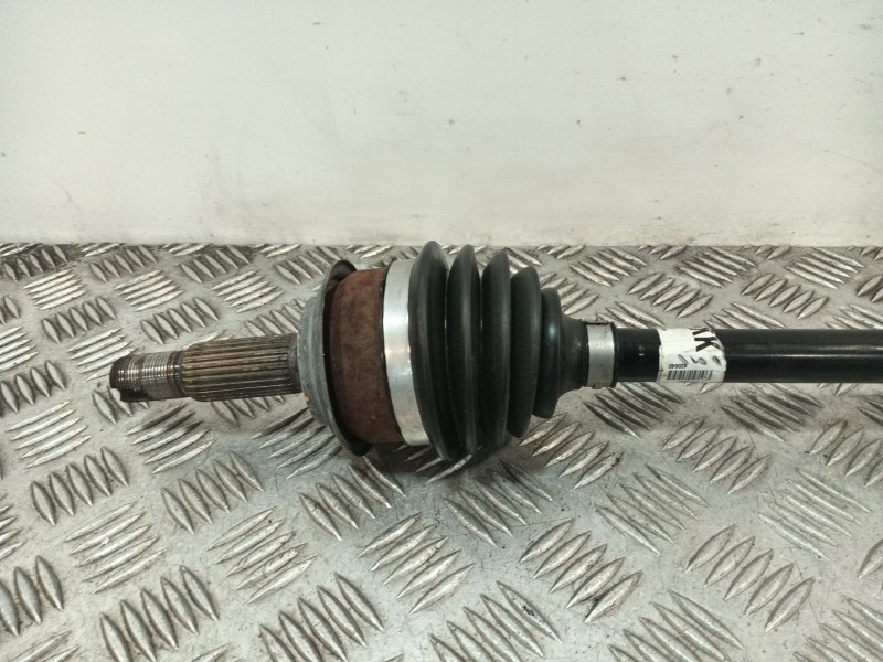 Recambio de transmision delantera izquierda para toyota yaris (_p13_) 1.5 hybrid (nhp130_) referencia OEM IAM 434200D640  