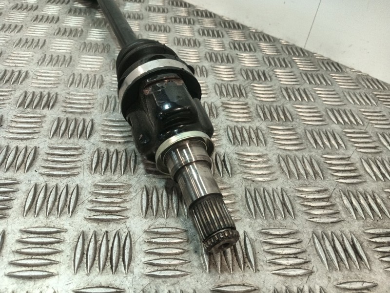 Recambio de transmision delantera izquierda para toyota yaris (_p13_) 1.5 hybrid (nhp130_) referencia OEM IAM 434200D640  
