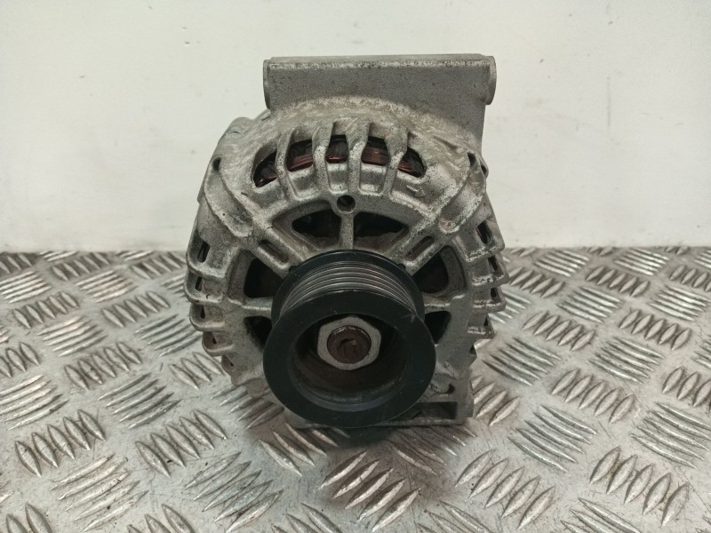 Recambio de alternador para opel astra j (p10) 1.6 cdti (68) referencia OEM IAM 13586366 2618063A TG12C155