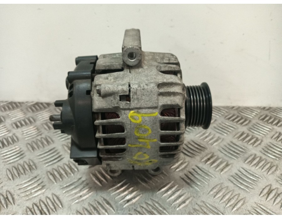 Recambio de alternador para opel astra j (p10) 1.6 cdti (68) referencia OEM IAM 13586366 2618063A TG12C155