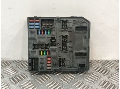 Recambio de caja reles / fusibles para renault kadjar (ha_, hl_) 1.6 dci 130 referencia OEM IAM 284B69501R 284B67853R 5AKC12F01