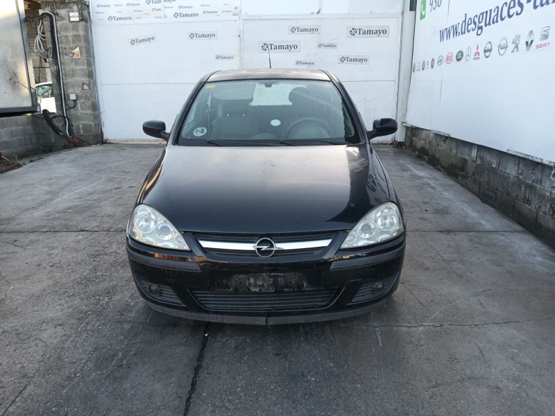 opel corsa c (x01) del año 2004