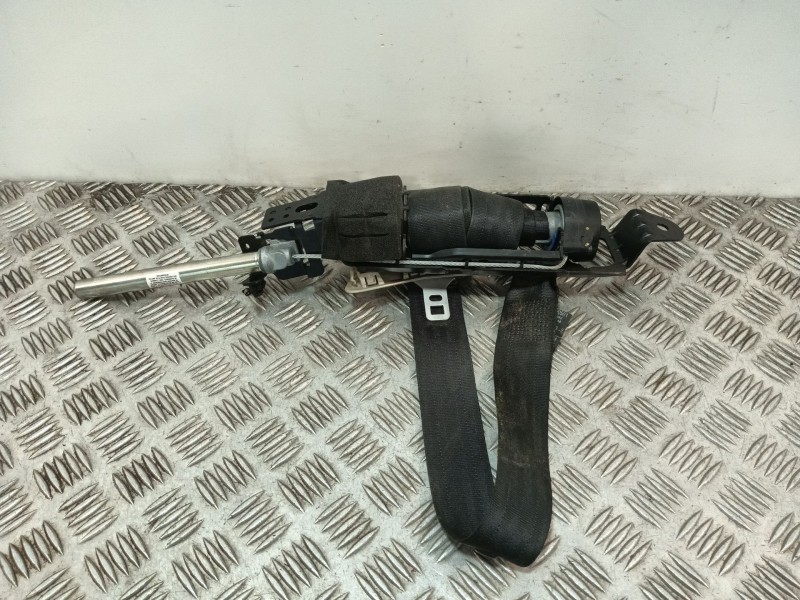 Recambio de cinturon seguridad delantero derecho para volvo c30 1.6 diesel cat referencia OEM IAM 31320501  