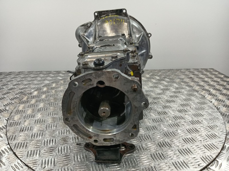Recambio de caja cambios para mitsubishi pajero 2.5d referencia OEM IAM ME580805  