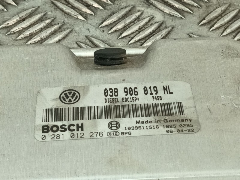 Recambio de centralita motor uce para seat ibiza iii (6l1) 1.9 tdi referencia OEM IAM 038906019NL 0281012276 