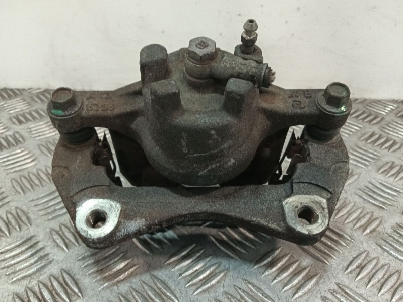 Recambio de pinza freno delantera derecha para mitsubishi lancer berlina (cy0) referencia OEM IAM 4605A476  