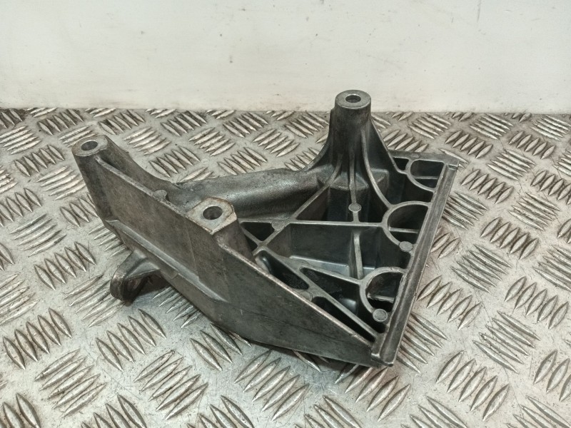 Recambio de soporte motor para seat ibiza iv (6j5, 6p1) 1.6 tdi referencia OEM IAM 03L199207A  
