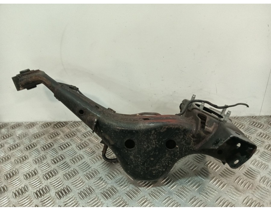 Recambio de brazo suspension trasero izquierdo para toyota rav 4 (a2) 2.0 turbodiesel cat referencia OEM IAM 4872042030  