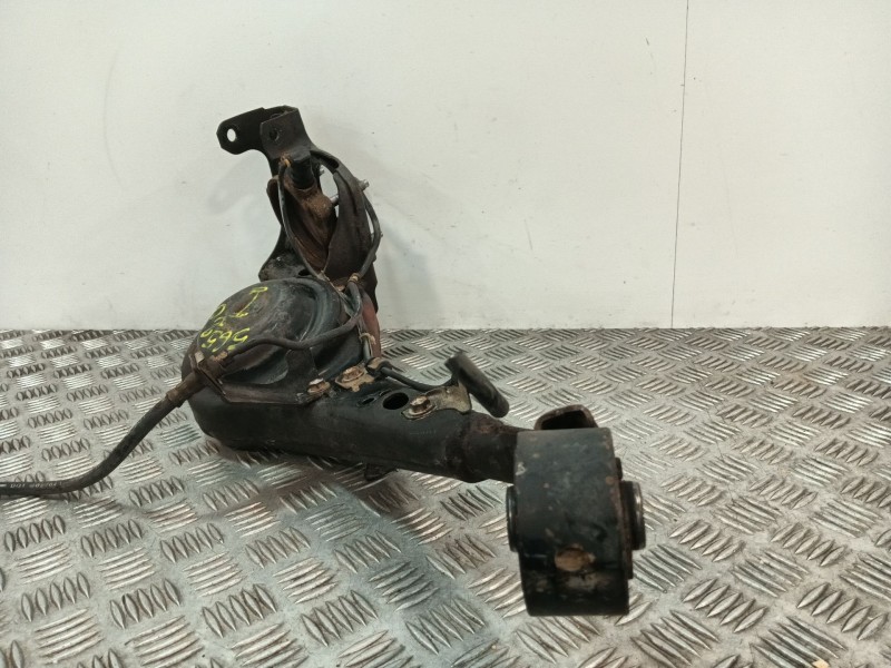 Recambio de brazo suspension trasero izquierdo para toyota rav 4 (a2) 2.0 turbodiesel cat referencia OEM IAM 4872042030  