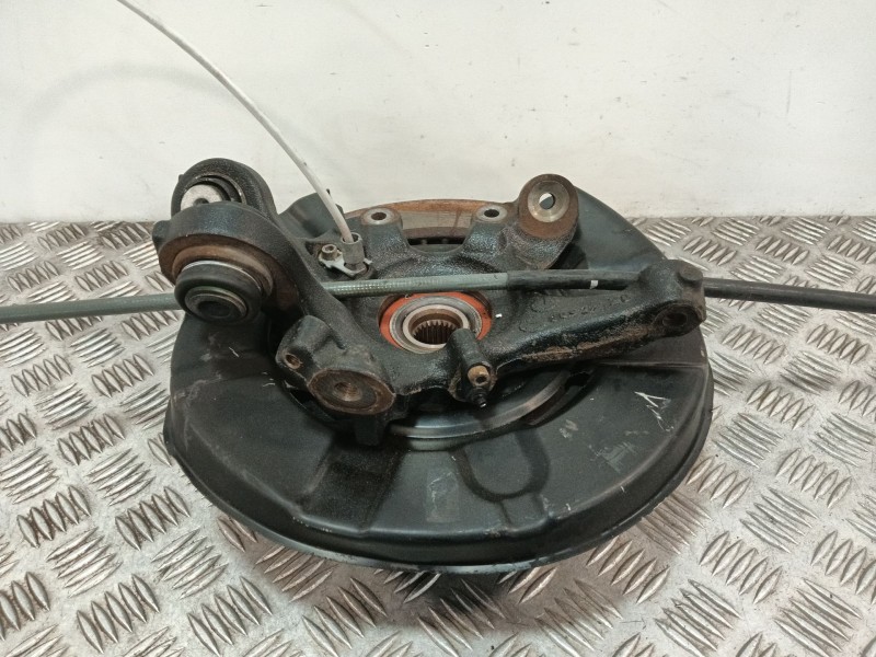 Recambio de mangueta trasera derecha para bmw 1 (e81) 118 d referencia OEM IAM 33326774810  