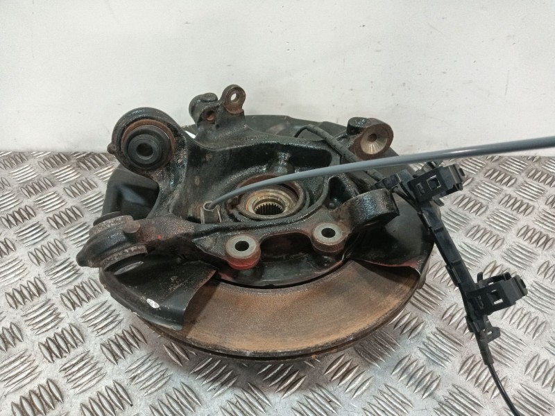 Recambio de mangueta trasera izquierda para bmw serie 3 lim. (f30) 335i referencia OEM IAM 33326792523 33326792524 