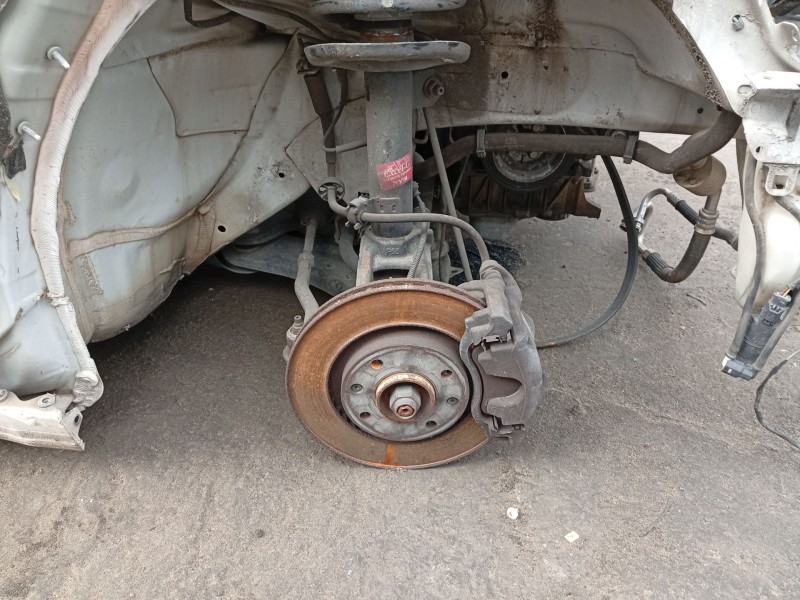 Recambio de mangueta delantera derecha para peugeot 208 i (ca_, cc_) 1.2 vti 82 referencia OEM IAM 1607557580  