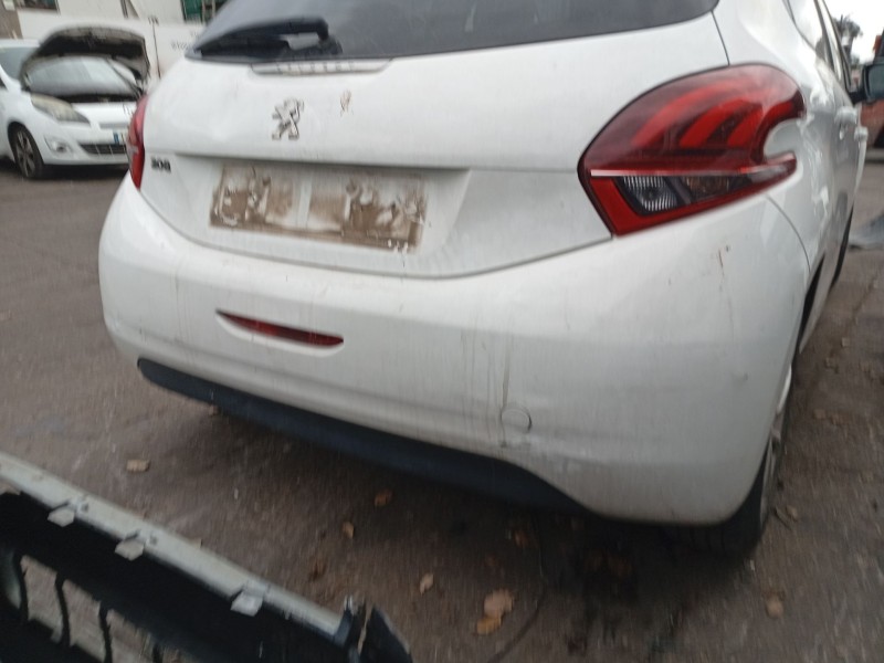 Recambio de paragolpes trasero para peugeot 208 i (ca_, cc_) 1.2 vti 82 referencia OEM IAM 1607254580  