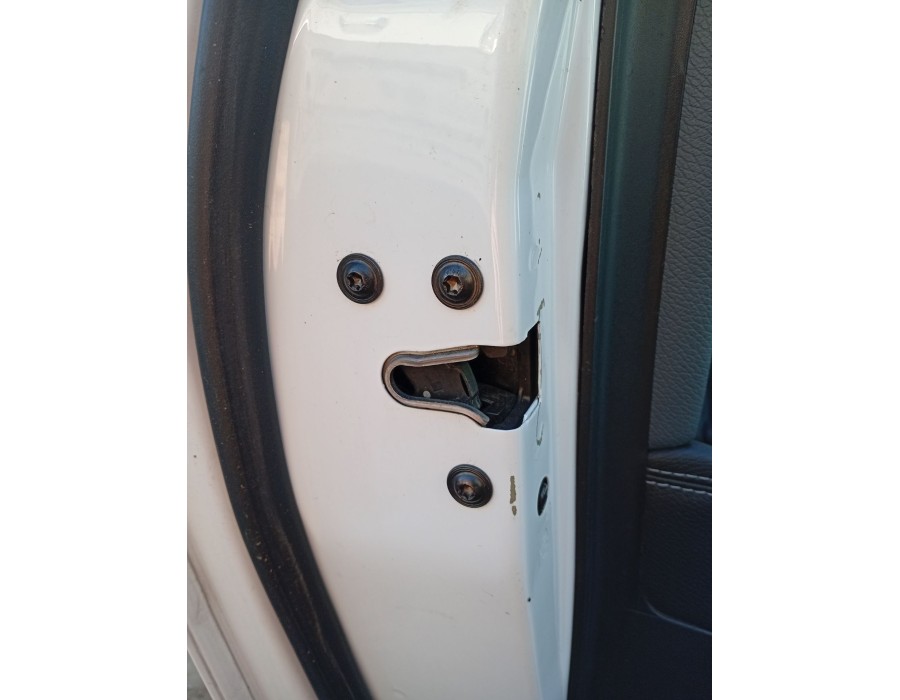 Recambio de cerradura puerta trasera izquierda para opel astra j (p10) 1.7 cdti (68) referencia OEM IAM 13579557  