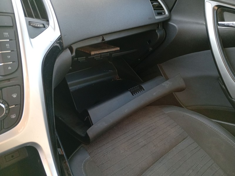 Recambio de guantera para opel astra j (p10) 1.7 cdti (68) referencia OEM IAM 13306490 13313192 