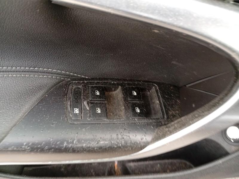 Recambio de mando elevalunas delantero izquierdo para opel insignia sports tourer referencia OEM IAM 13305011  