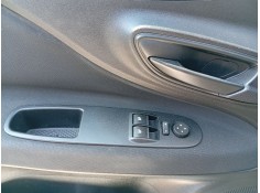 Recambio de mando elevalunas delantero izquierdo para fiat punto evo (199_) 1.2 referencia OEM IAM 0000735500050  