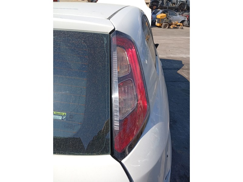 Recambio de piloto trasero derecho para fiat punto evo (199_) 1.2 referencia OEM IAM 0000051927096  