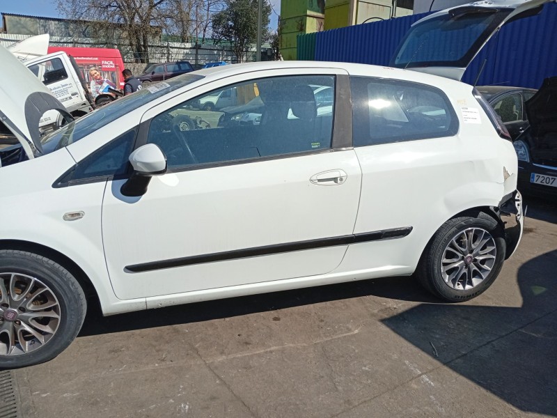 Recambio de puerta delantera izquierda para fiat punto evo (199_) 1.2 referencia OEM IAM 0000051846217  