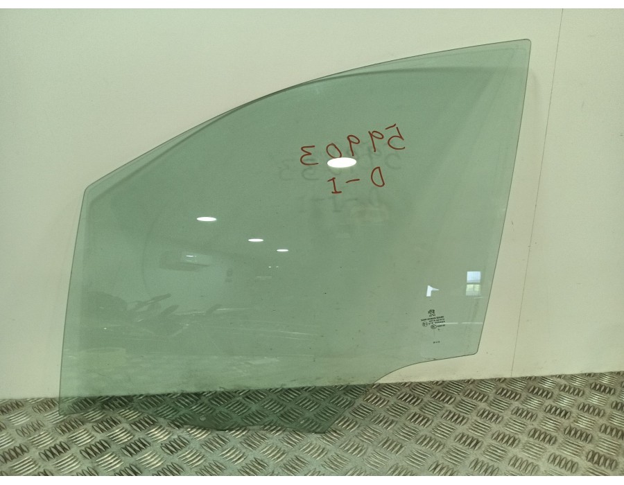 Recambio de luna delantera izquierda para peugeot 208 i (ca_, cc_) 1.2 vti 82 referencia OEM IAM 9673360780  