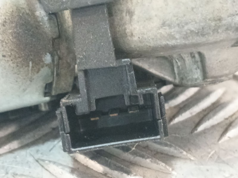 Recambio de motor limpia trasero para bmw x3 (f25) xdrive 20 d referencia OEM IAM 723706202 67637237062 W000017947