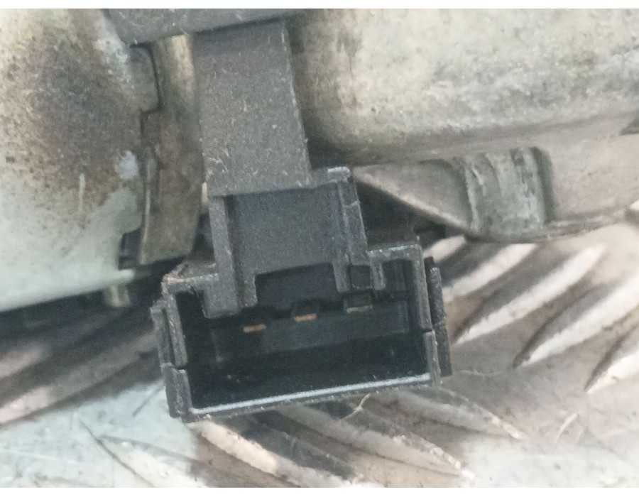 Recambio de motor limpia trasero para bmw x3 (f25) xdrive 20 d referencia OEM IAM 723706202 67637237062 W000017947