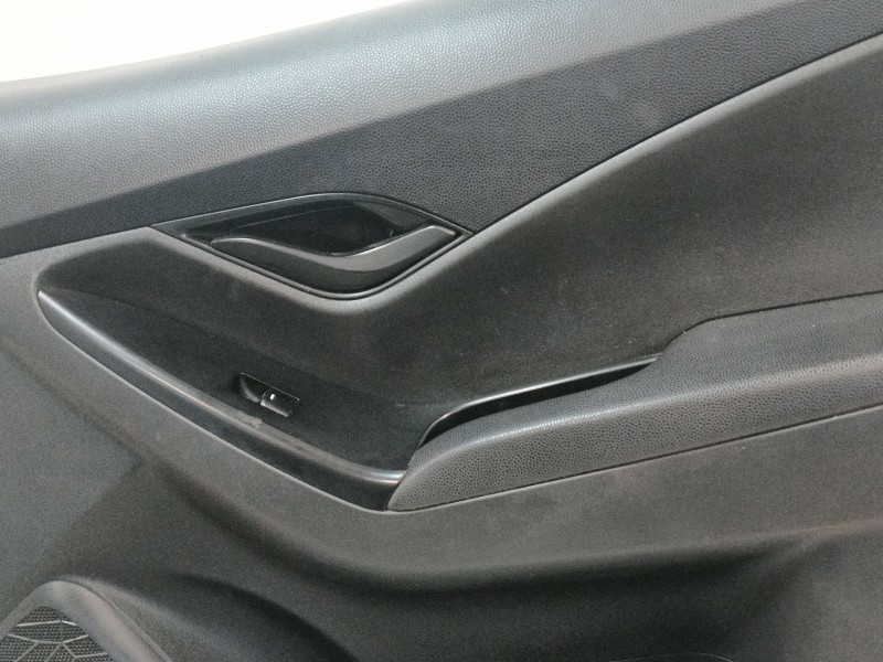 Recambio de guarnecido puerta delantera derecha para hyundai ix20 (jc) 1.4 referencia OEM IAM 826291K000EQ  