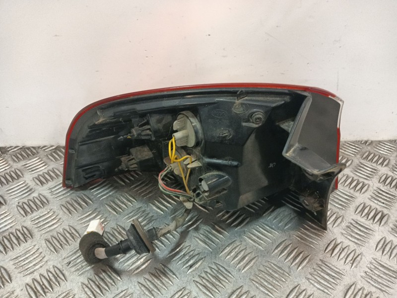 Recambio de piloto trasero derecho para kia rio iii (ub) 1.2 cvvt referencia OEM IAM 924021W210 924021W2R 