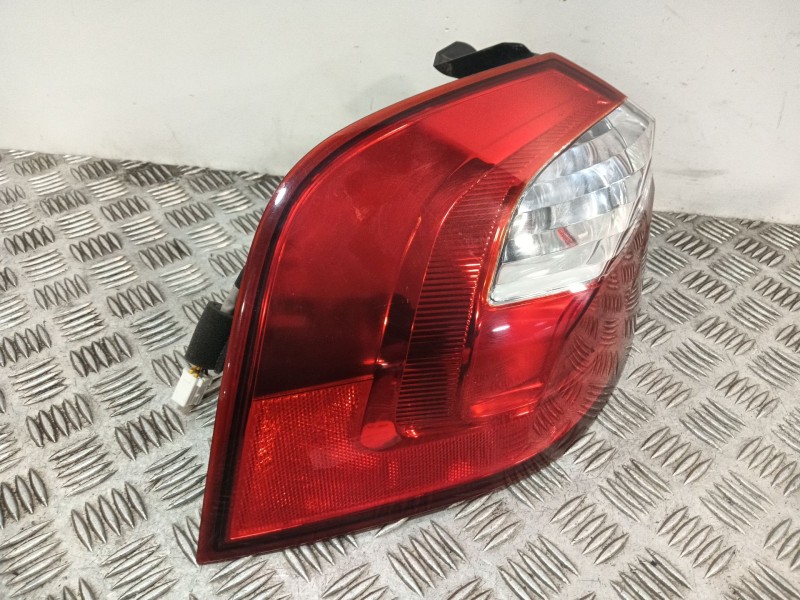 Recambio de piloto trasero izquierdo para kia rio iii (ub) 1.2 cvvt referencia OEM IAM 924011W210 924021W2L 
