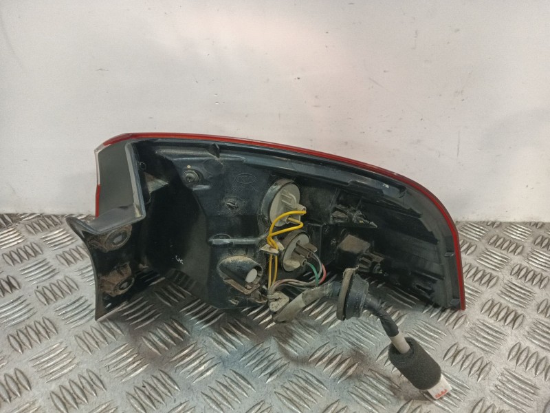 Recambio de piloto trasero izquierdo para kia rio iii (ub) 1.2 cvvt referencia OEM IAM 924011W210 924021W2L 