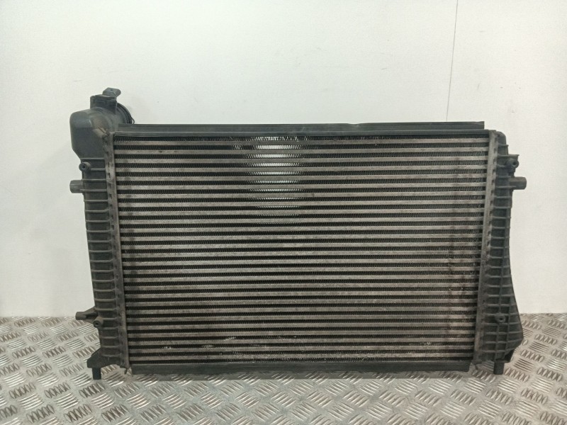 Recambio de intercooler para seat leon (1p1) 1.9 tdi referencia OEM IAM 1K0145803Q  