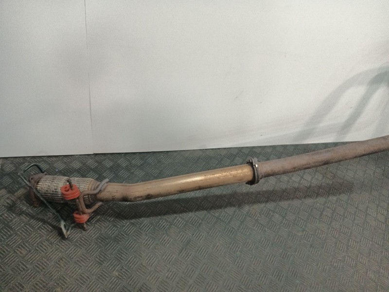 Recambio de tubo escape completo para volvo v40 hatchback (525) d3 referencia OEM IAM 82184911  