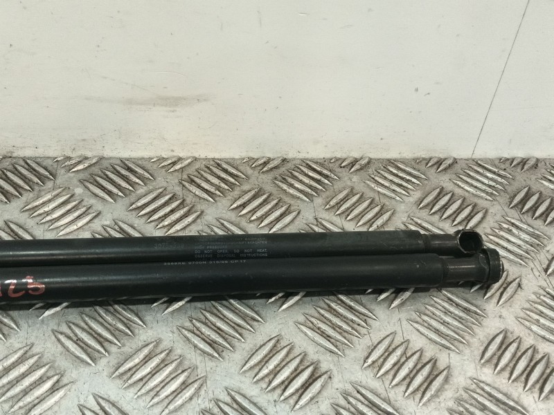 Recambio de amortiguadores maletero / porton para volvo xc60 referencia OEM IAM 30754538  