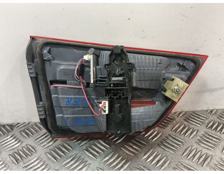 Recambio de piloto trasero derecho interior para bmw x3 (f25) xdrive 20 d referencia OEM IAM 63217217314 7217314 