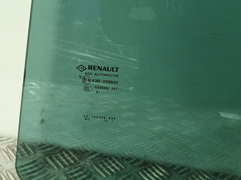 Recambio de luna trasera izquierda para renault scénic iv (j9_) 1.5 dci 110 referencia OEM IAM 823012850R  