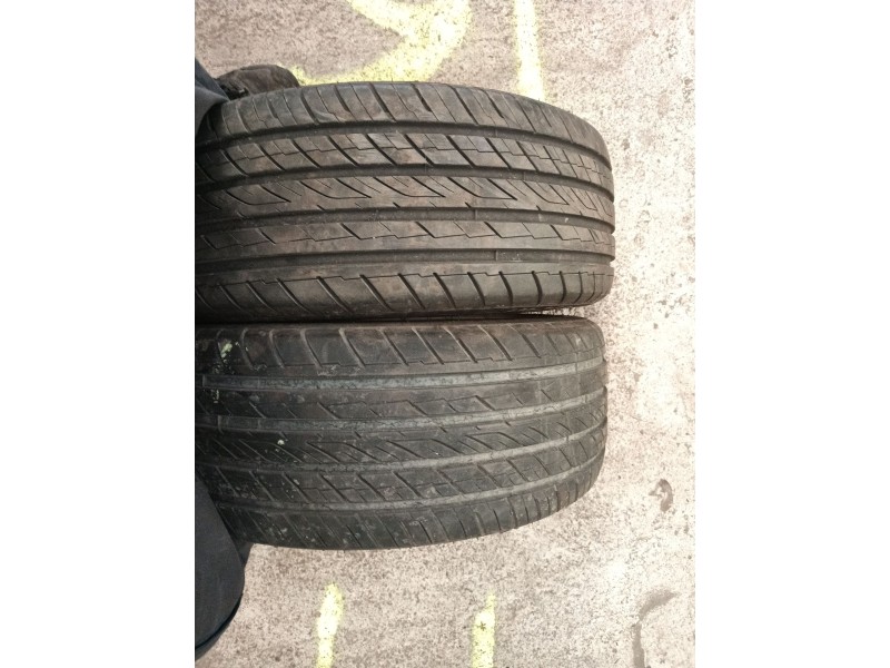 Recambio de neumatico pareja para neumatico neumatico ocasion referencia OEM IAM 205/45/16 87W OVATION VI-388 205451687W