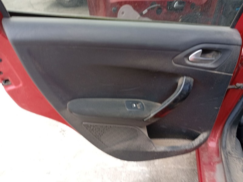 Recambio de elevalunas trasero izquierdo para peugeot 208 1.2 16v vti referencia OEM IAM 9829045980  