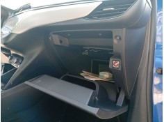 Recambio de guantera para opel corsa f xhl mt6 1.2 up hnek referencia OEM IAM 98322499ZD   2