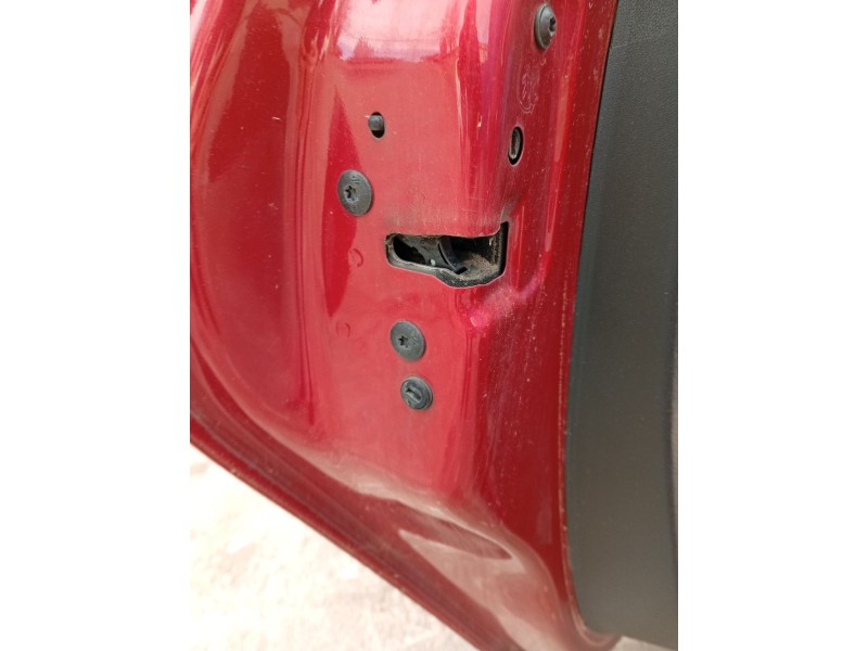 Recambio de cerradura puerta trasera izquierda para peugeot 208 1.2 16v vti referencia OEM IAM 9812501280  