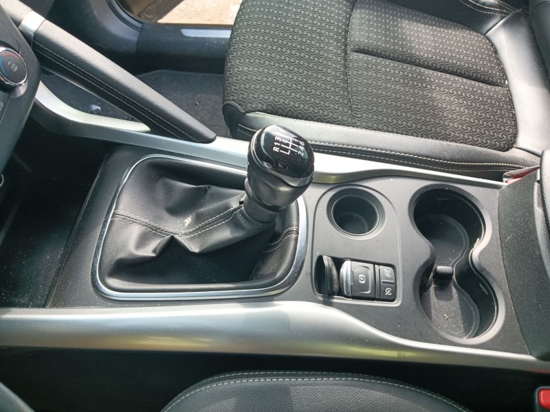 Recambio de consola central para renault kadjar (ha_, hl_) 1.6 dci 130 referencia OEM IAM 969108008R  