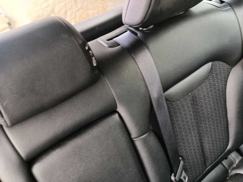 Recambio de cinturon seguridad trasero central para renault kadjar (ha_, hl_) 1.6 dci 130 referencia OEM IAM 888500632R  