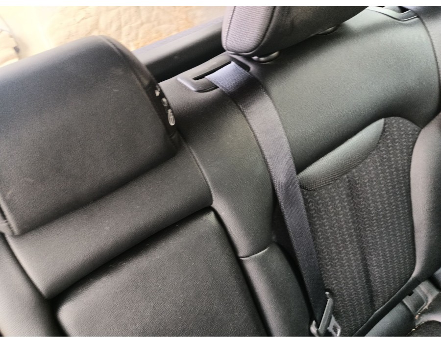 Recambio de cinturon seguridad trasero central para renault kadjar (ha_, hl_) 1.6 dci 130 referencia OEM IAM 888500632R  