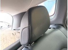 Recambio de reposacabezas trasero izquierdo para renault kadjar (ha_, hl_) 1.6 dci 130 referencia OEM IAM 884000434R  