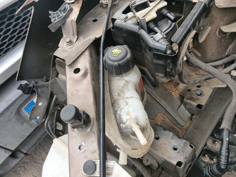 Recambio de deposito expansion para renault kadjar (ha_, hl_) 1.6 dci 130 referencia OEM IAM 217114EA0A  