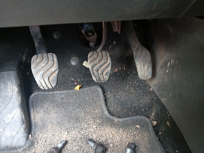 Recambio de pedal acelerador para renault kadjar (ha_, hl_) 1.6 dci 130 referencia OEM IAM 18002DF30B  