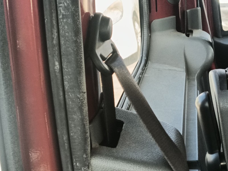 Recambio de cinturon seguridad trasero derecho para ford tourneo connect 1.8 tdci referencia OEM IAM 1476138  