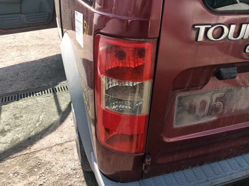 Recambio de piloto trasero izquierdo para ford tourneo connect 1.8 tdci referencia OEM IAM 1369222  