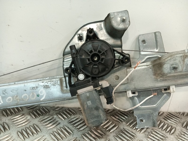 Recambio de elevalunas delantero izquierdo para citroën c3 iii (sx) 1.2 puretech 82 referencia OEM IAM 9840154580  