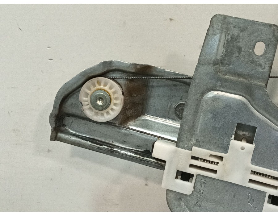 Recambio de elevalunas delantero izquierdo para citroën c3 iii (sx) 1.2 puretech 82 referencia OEM IAM 9840154580  
