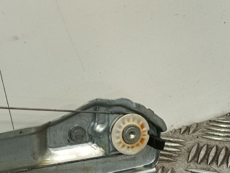 Recambio de elevalunas delantero izquierdo para citroën c3 iii (sx) 1.2 puretech 82 referencia OEM IAM 9840154580  